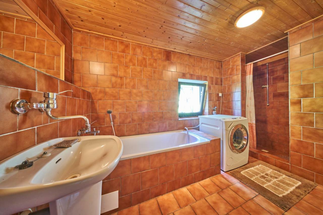 Penzion Pod Lesem Hotel Hodkovice Luaran gambar